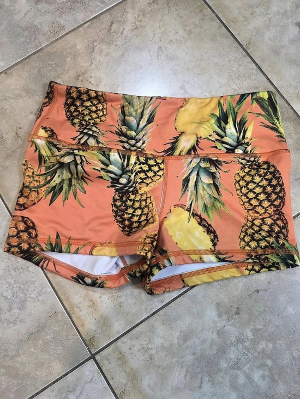 Fleo Shorts